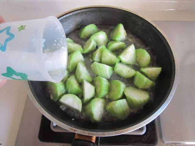 吃中药期间可以吃小瓜吗,安全搭配与注意事项